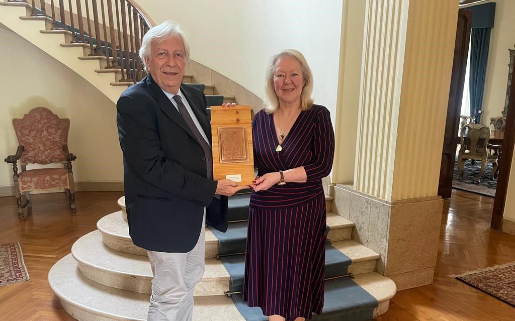 Locride e Grecia, radici comuni e proiezioni future: incontro tra il presidente del Gal Macrì e l’ambasciatrice Sourani