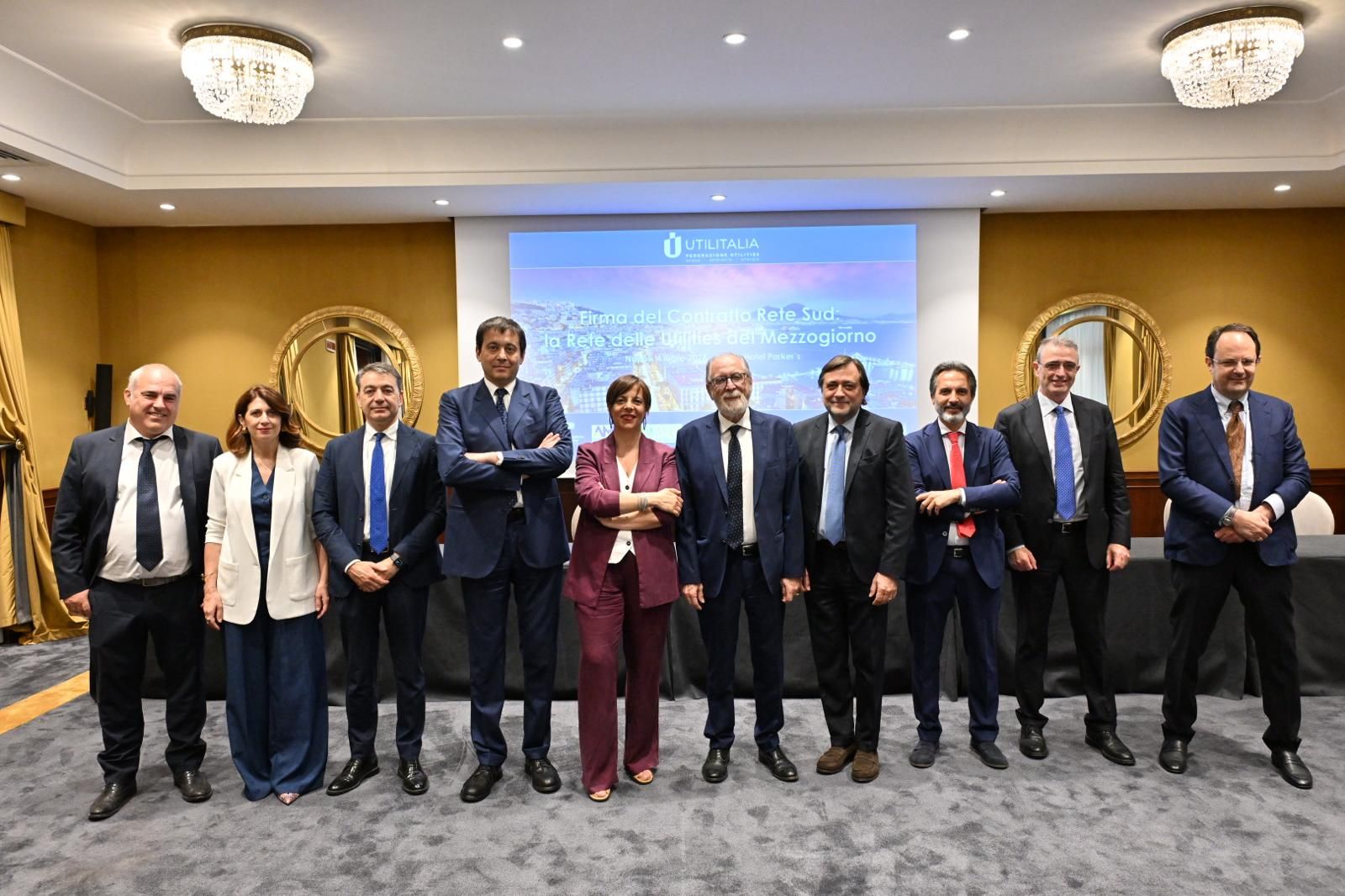 Sorical firma a Napoli il Contratto per la nascita della Rete Sud