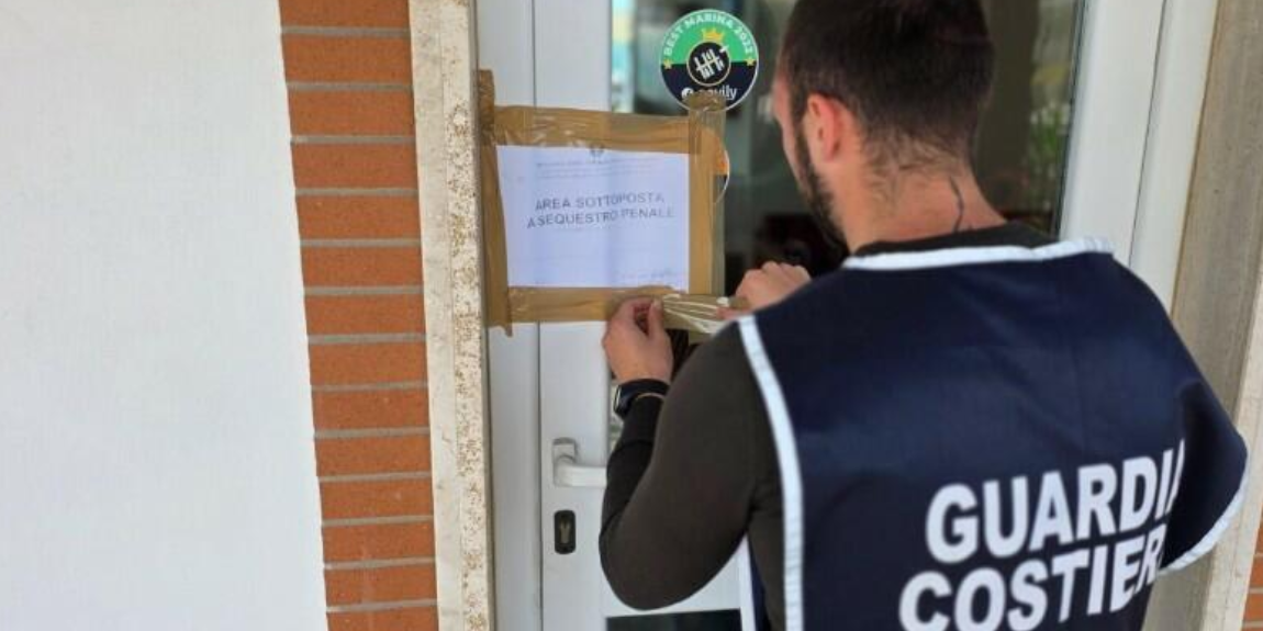 Crotone, occupazione abusiva sul demanio marittimo: scatta il sequestro della Guardia Costiera