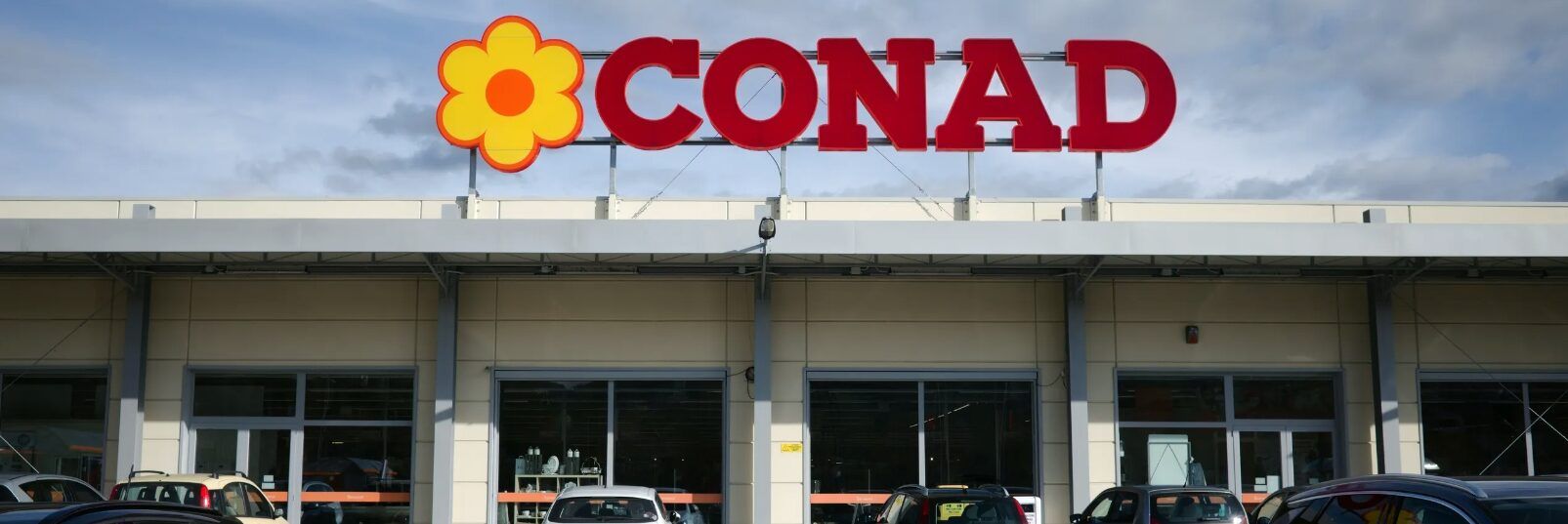 Ex vertici Conad indagati per corruzione. Sequestrati 36 milioni