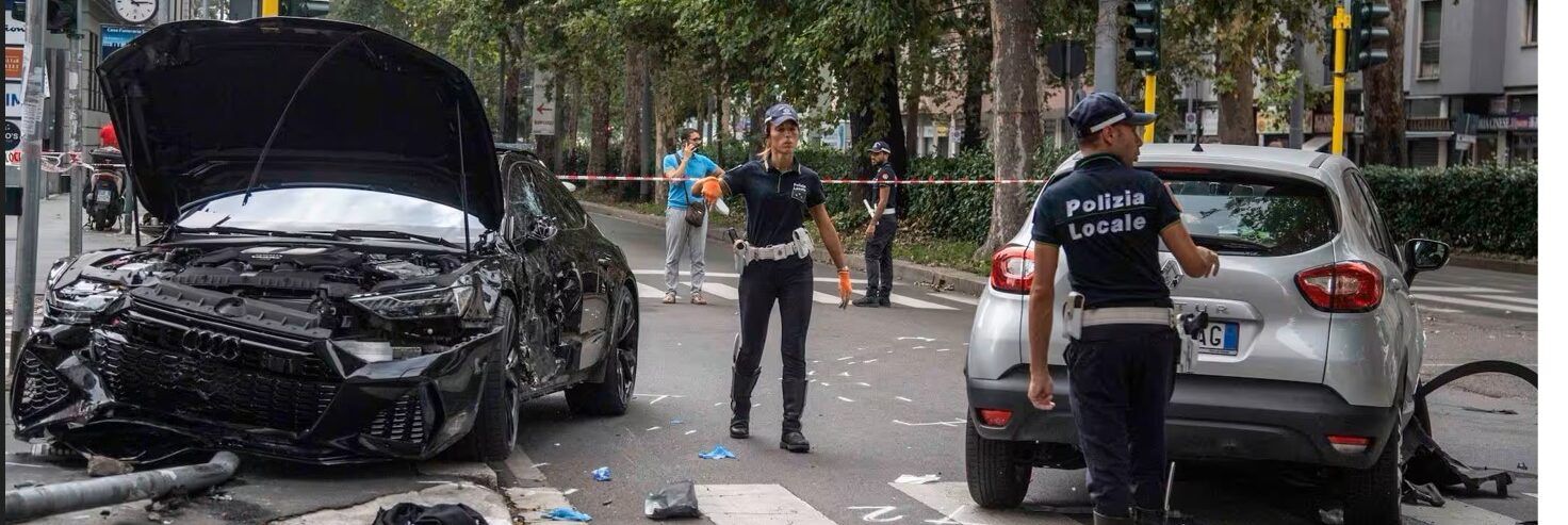 Travolto sul marciapiede con i genitori, muore 18enne a Milano