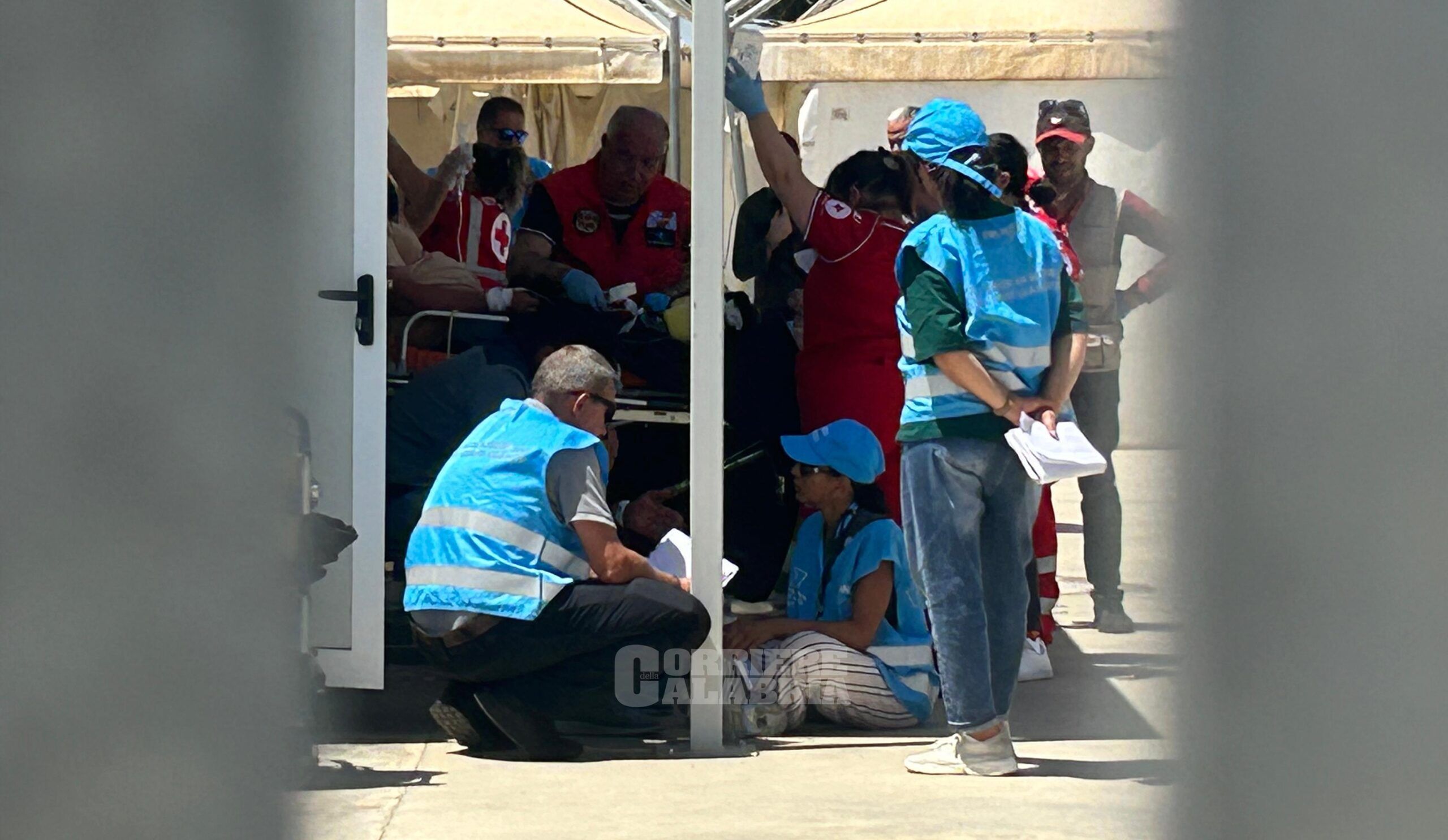 Dolore e commozione a un anno dalla strage di migranti al largo di Roccella