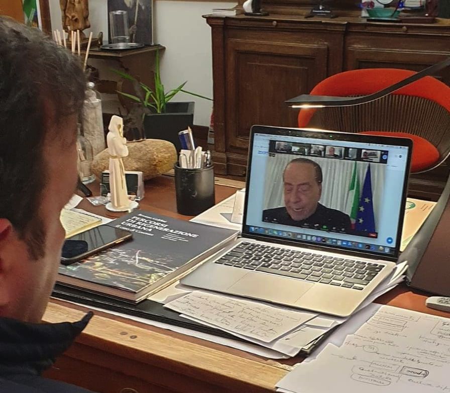 L'endorsement di Berlusconi: «Mario Occhiuto? Lo vedo come nostro ministro»