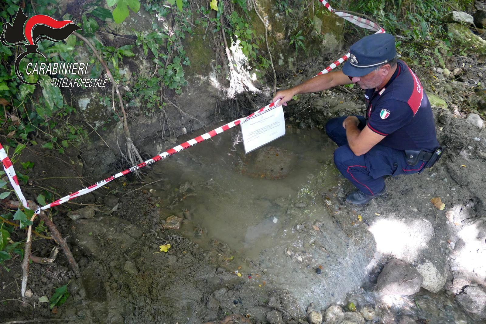 Scarichi nel torrente, denunciato il responsabile tecnico del Comune di Falconara Albanese
