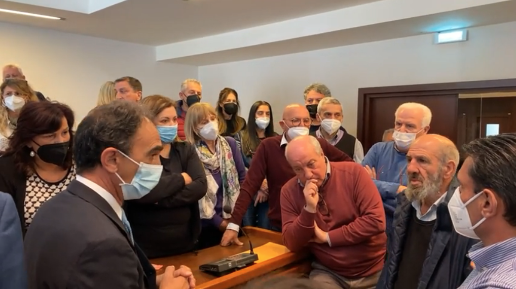 Stipendi in ritardo, tensione alla Provincia di Catanzaro