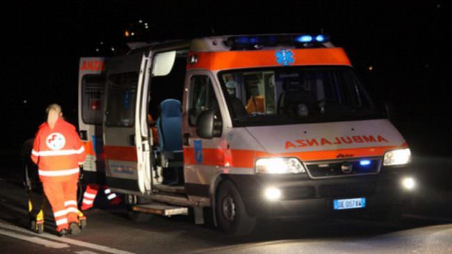 Tragedia ad Amantea, 28enne muore travolto da un furgone