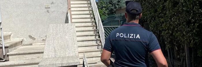 Uccide la compagna perché non gli fa prendere in braccio il figlio