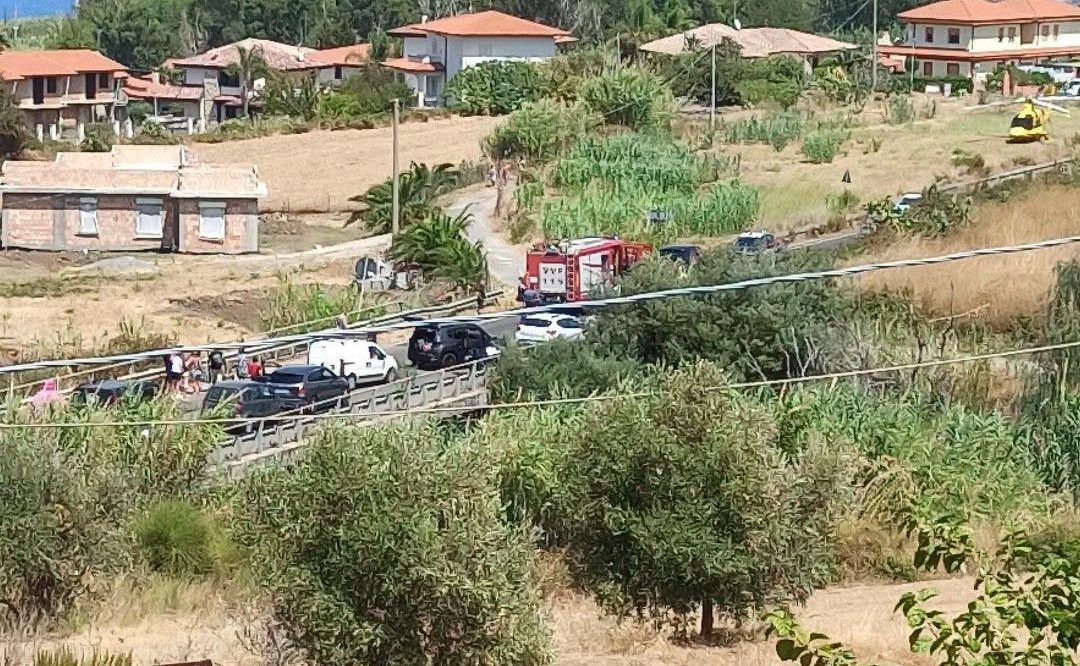 Violento scontro nel Vibonese, nuovo incidente sulla ex Statale 522 a Briatico: un ferito