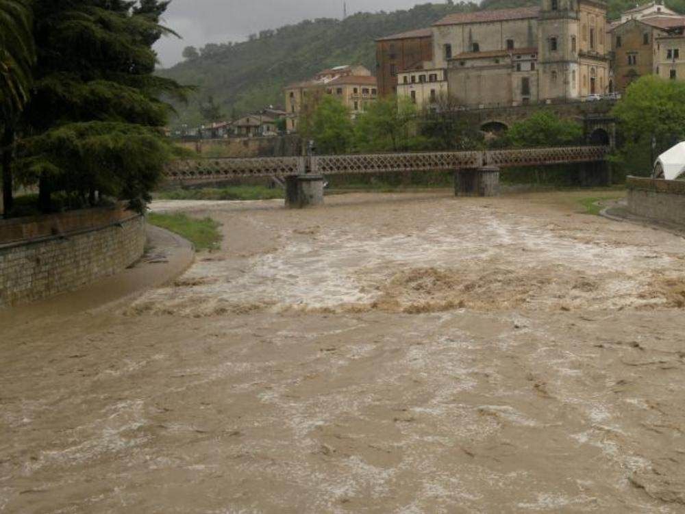 Stipendi arretrati, sit-in lavoratori della sorveglianza idraulica