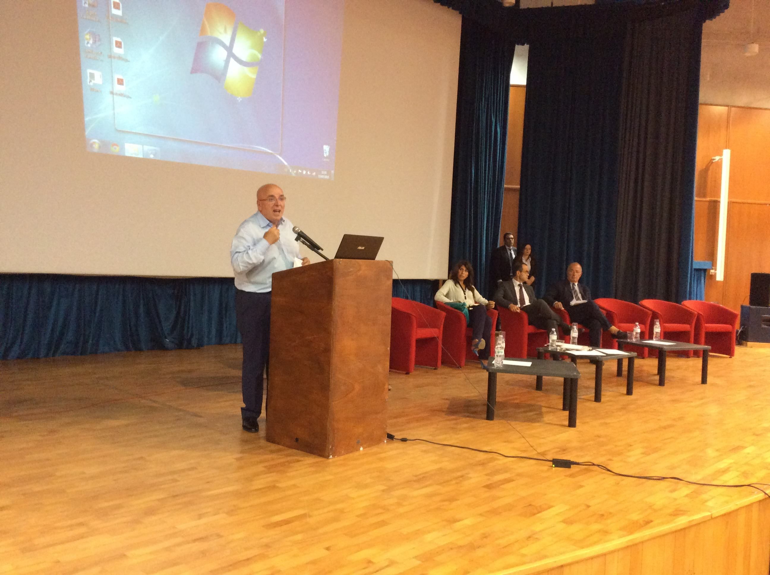 «I ritardi su rifiuti e depurazione ci costano 80 milioni all'anno»