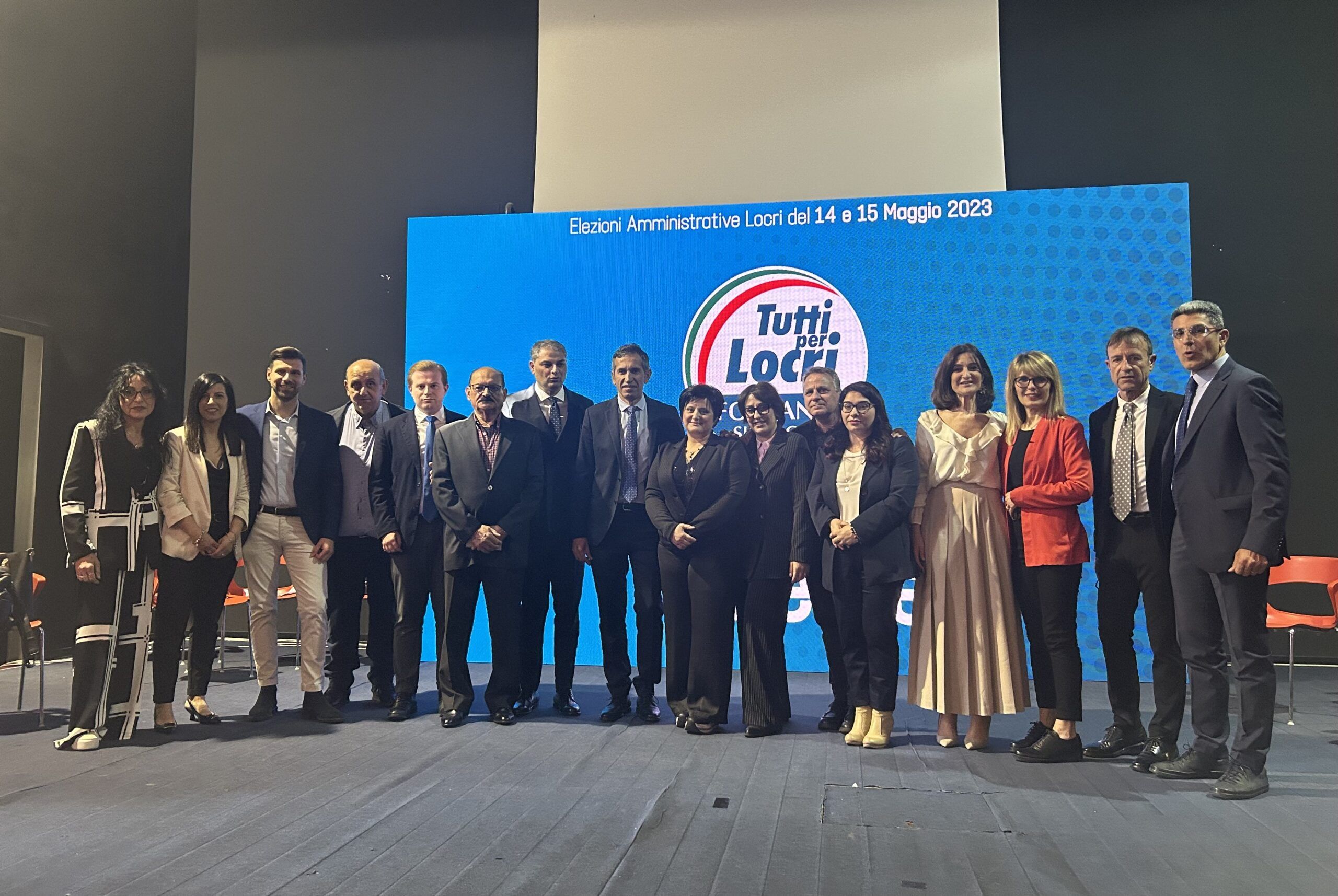 La lista “Tutti per Locri” si presenta. Fontana: «Una compagine fatta da esperienza e innovazione»