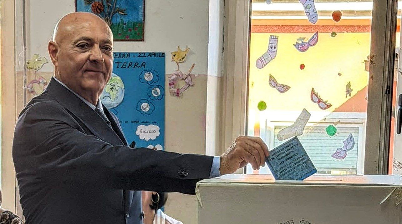 Mandatoriccio sceglie il sindaco dopo il pareggio del primo turno: vince Iozzi per una manciata di voti