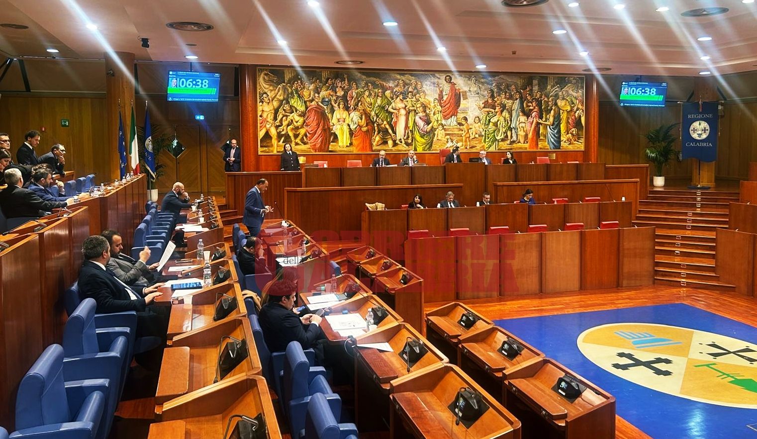 Il Consiglio regionale approva la prima legge sull’intelligenza artificiale e riforma la Giunta