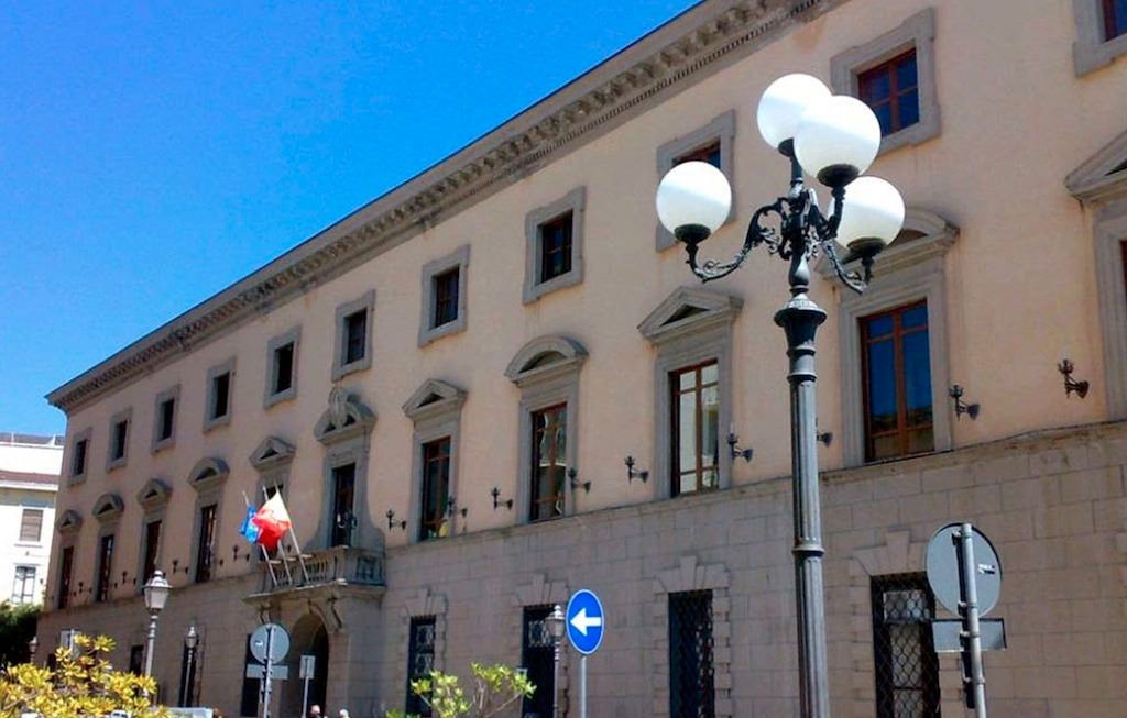 Catanzaro, il centrodestra si salda sul silenzio