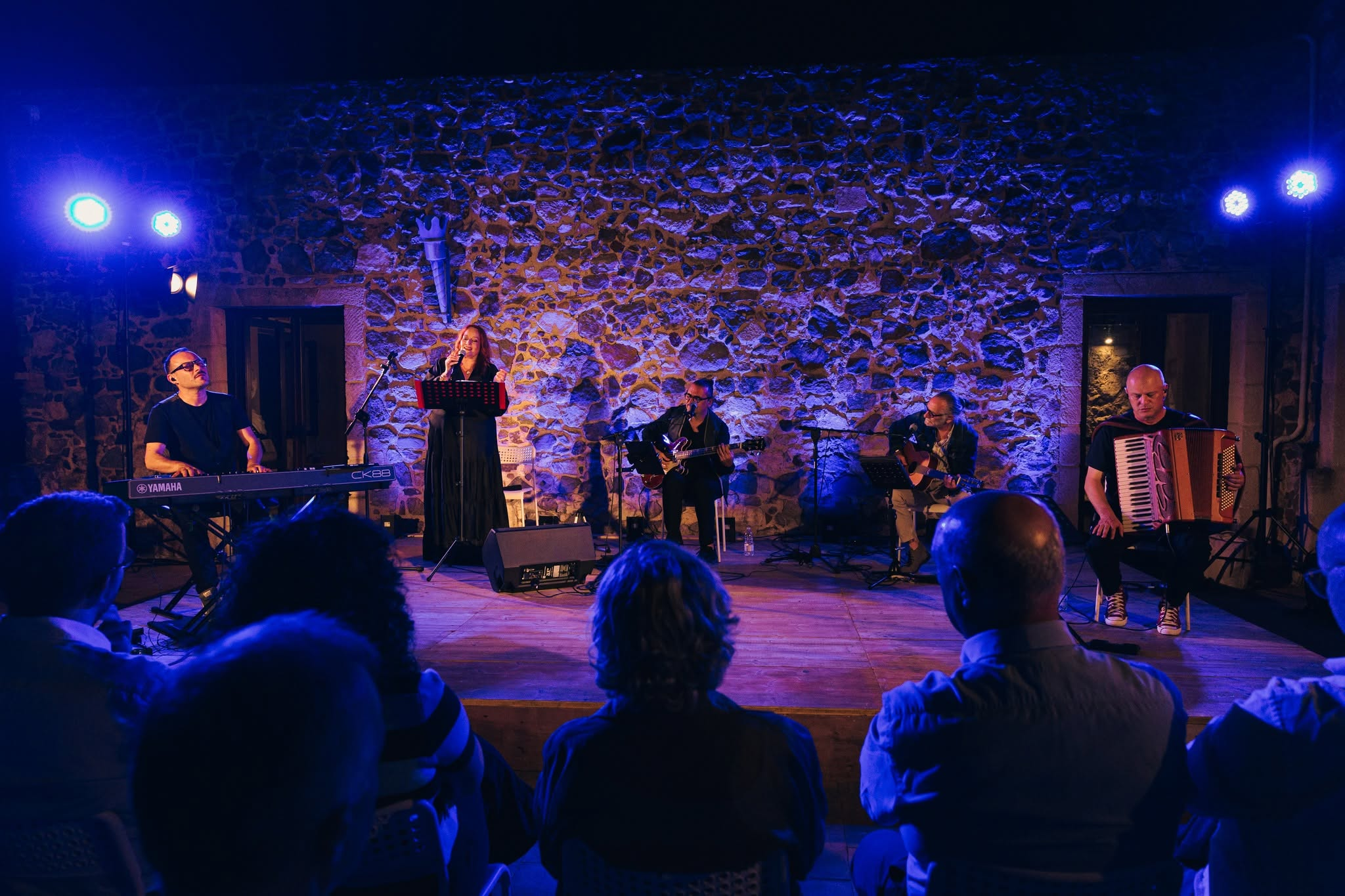 Dalle storie della tradizione al teatro contemporaneo, Calabria in Fabula conclude a Curinga l’edizione 2026