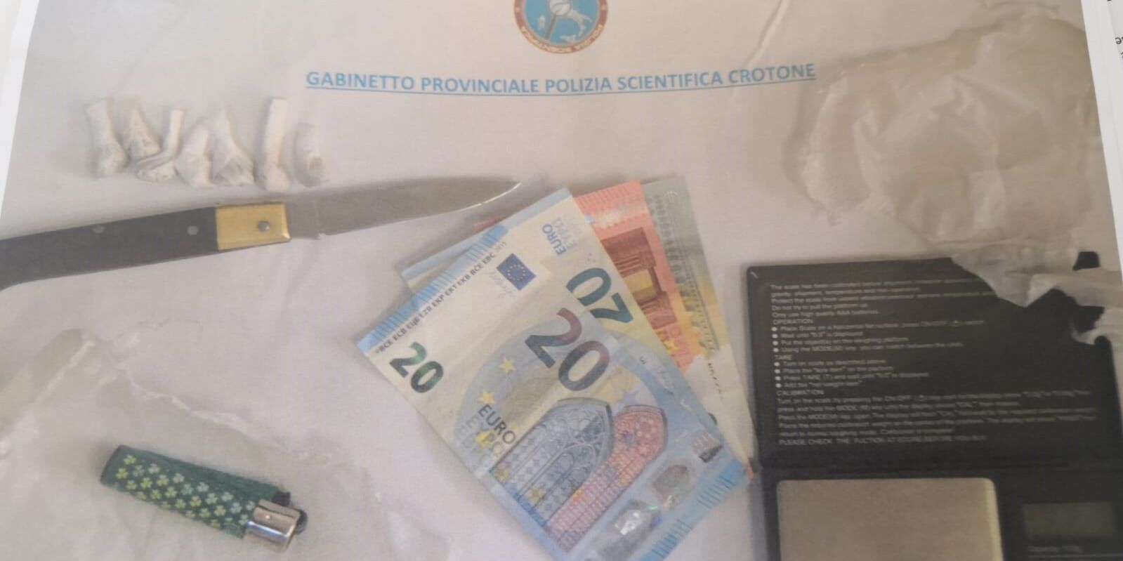 Detenzione a fini di spaccio di stupefacenti, arrestato 47enne crotonese