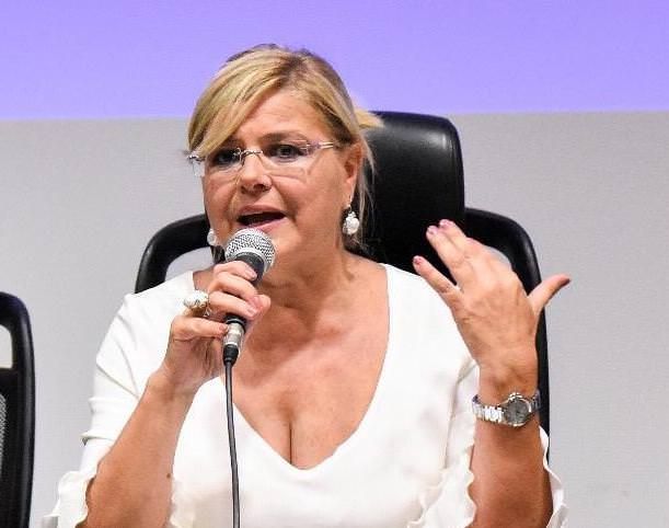 «Rete oncologica inadeguata, si rischia di favorire l'emigrazione sanitaria»