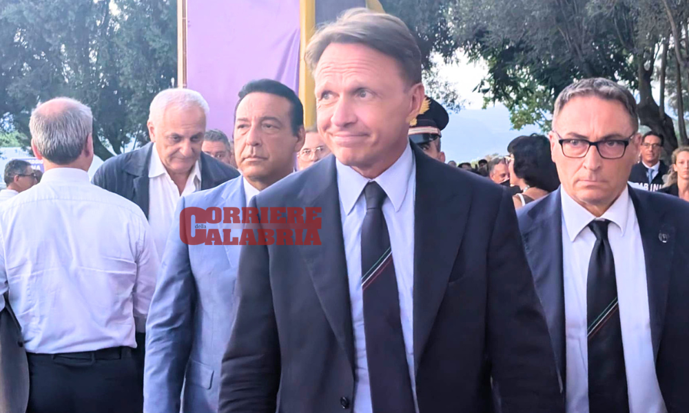 Lollobrigida: «Sul vino soluzioni condivise». E rilancia l’agricoltura 5.0