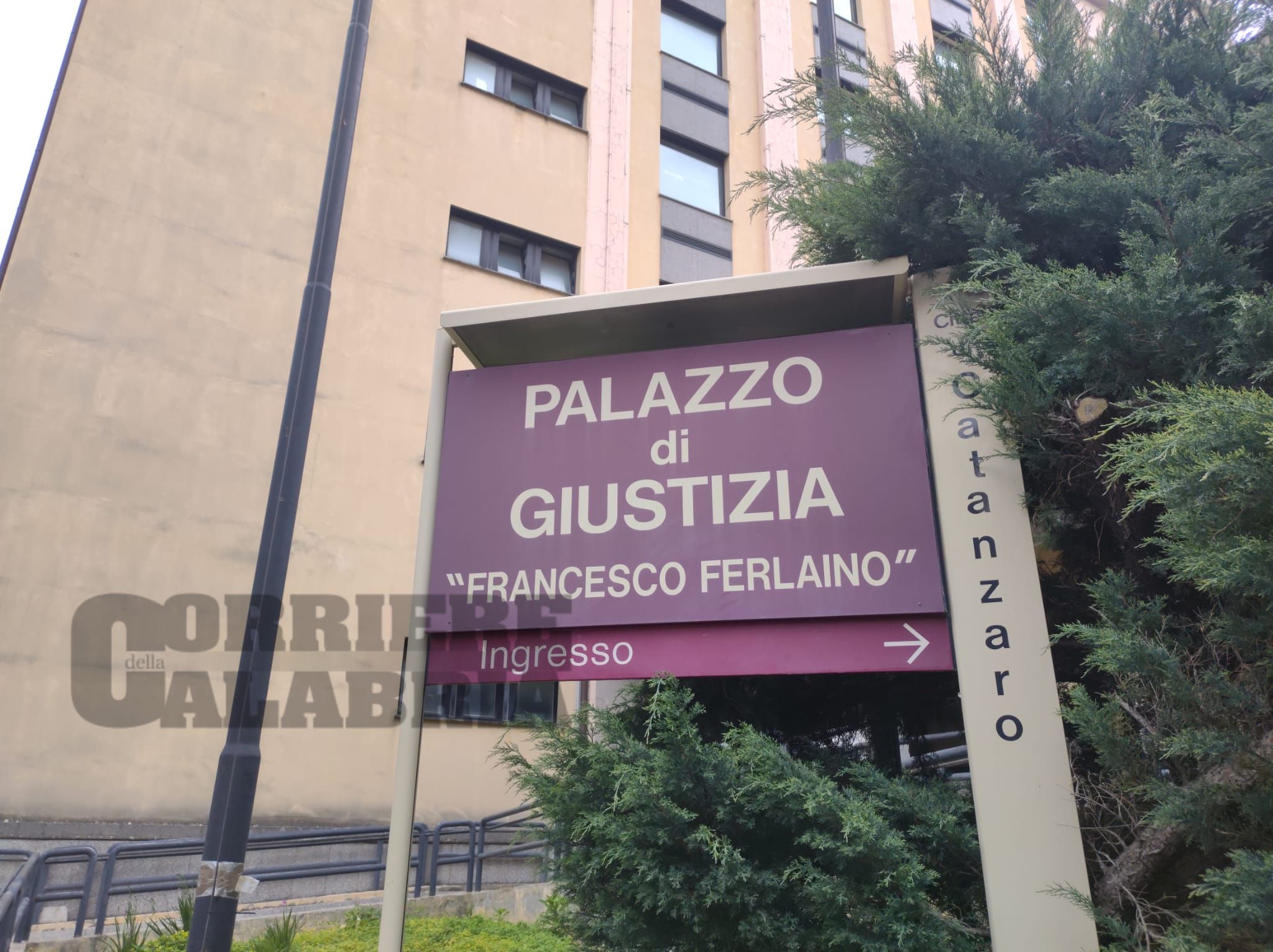 La “spia” dell’emergenza generale: allarma la situazione del Tribunale di Catanzaro