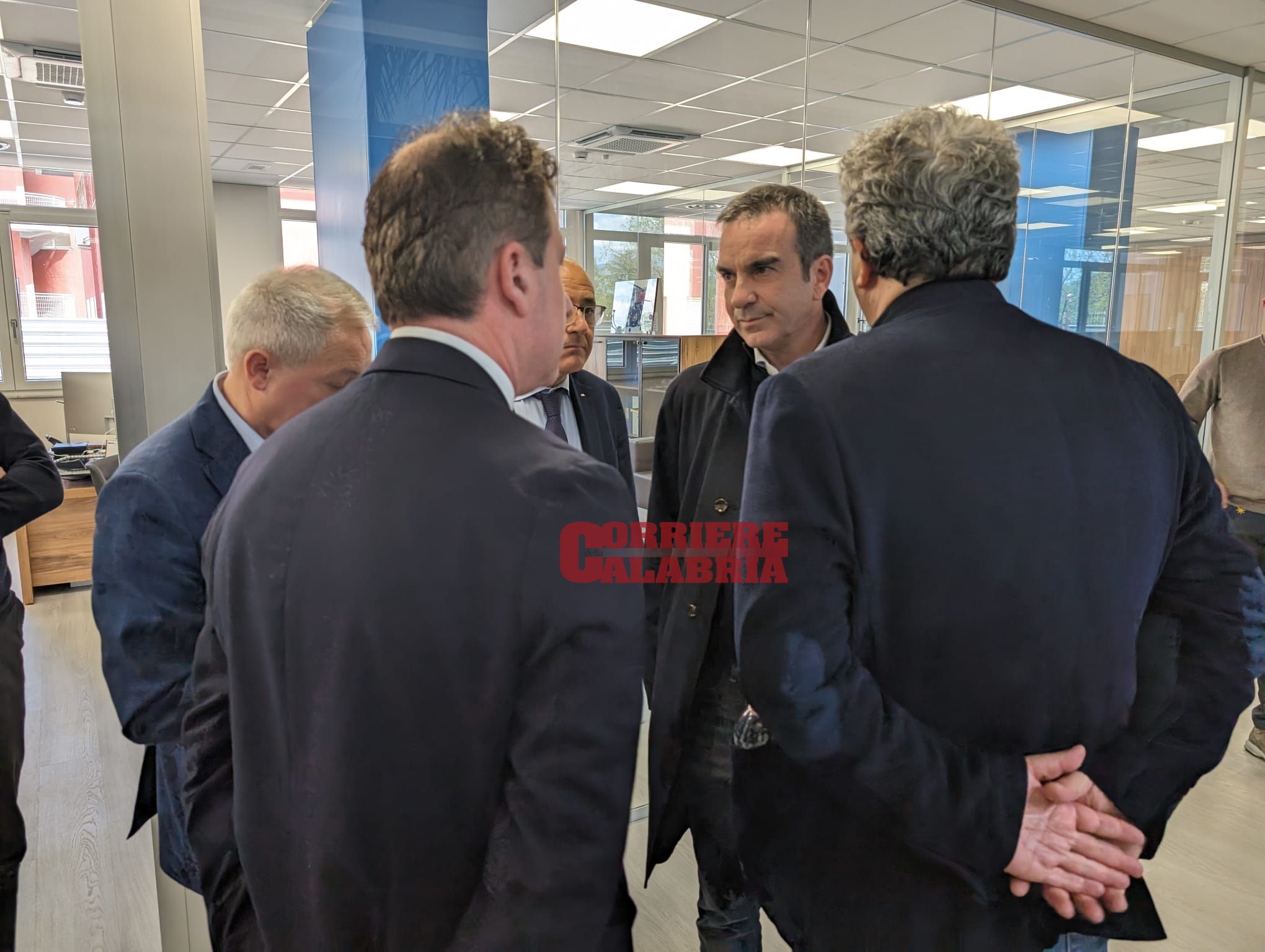 Occhiuto: «In Calabria gli ospedali si costruiscono. Ecco cosa penso dei nosocomi già esistenti» – VIDEO