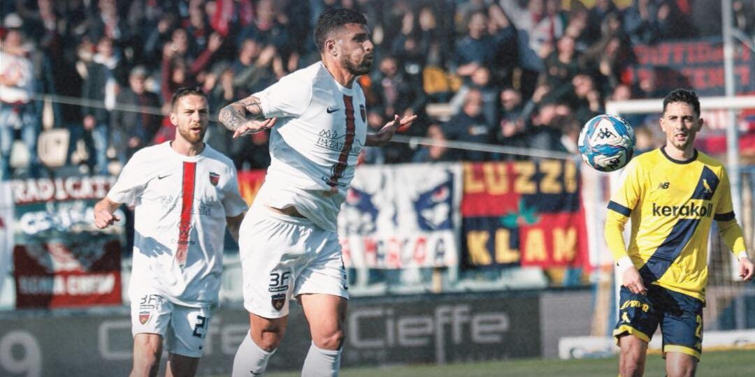 Cosenza calcio, stasera torna Milicchio con “I fatti del calcio”. Tra gli ospiti D’Astoli, Aimo e Gautieri