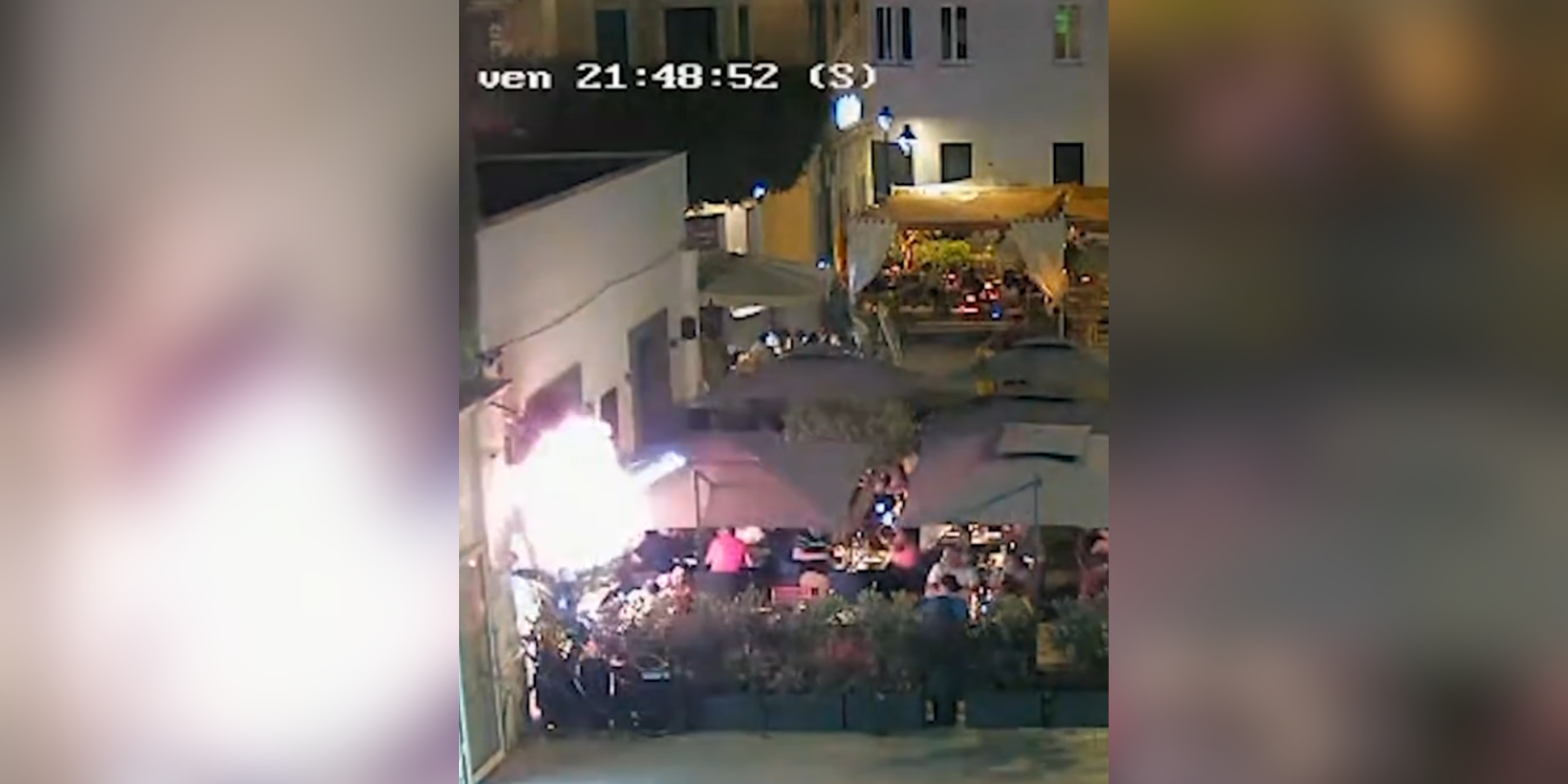 Tropea, esplode un contatore Enel: tragedia sfiorata in piazza Veneto – VIDEO