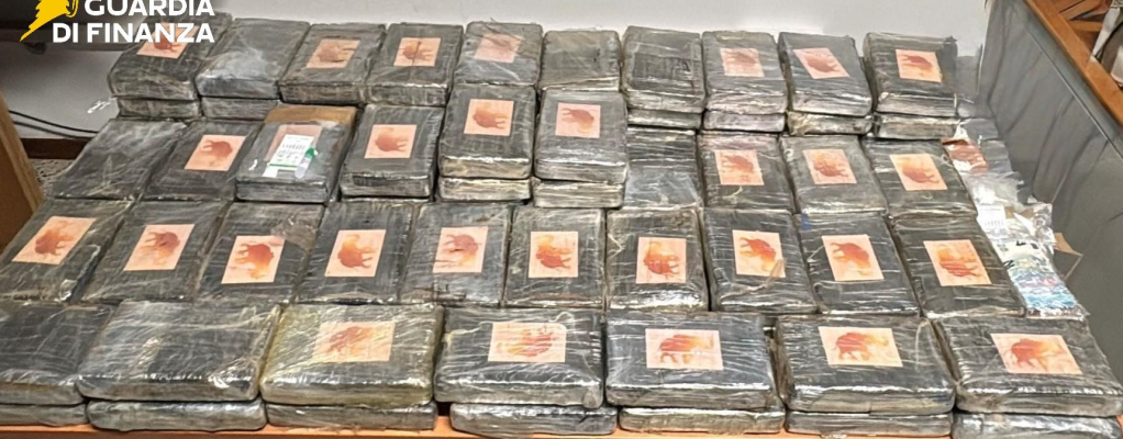 Cocaina nel doppiofondo del tir, sequestrati oltre 111 chili