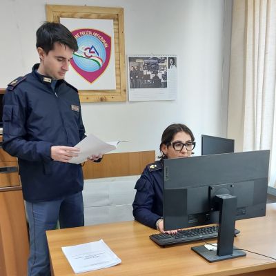 Settanta provvedimenti in due mesi: il pugno duro della Questura a Reggio