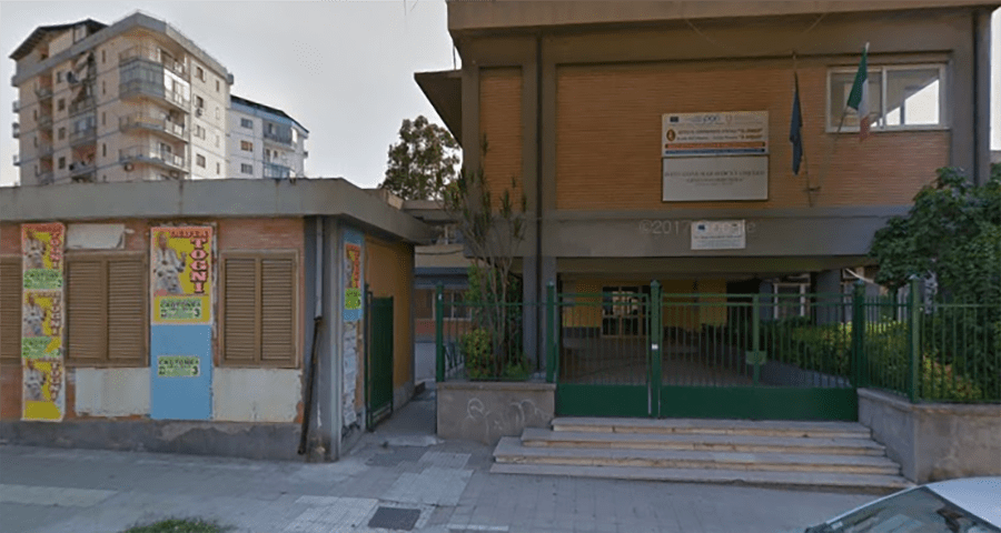 Crotone, rubati altri 5 pc in una scuola elementare