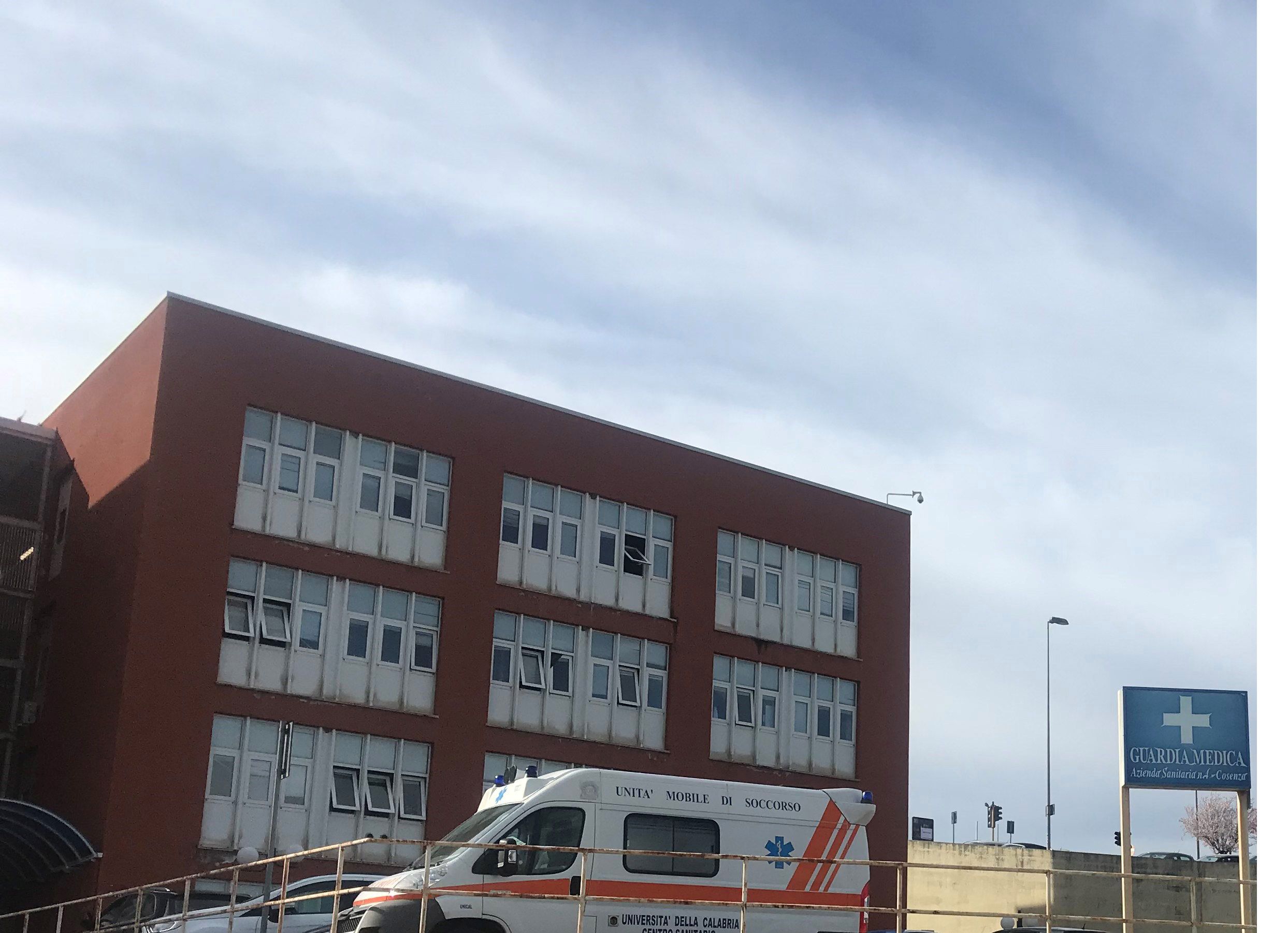 Covid, presto entrerà in funzione il laboratorio molecolare dell'Unical