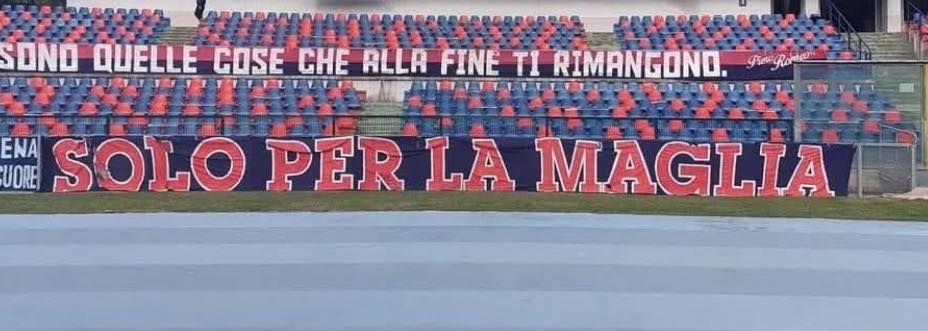 Il gruppo “Anni Ottanta” al Cosenza calcio: «Certe parole sono un’offesa alla nostra storia»