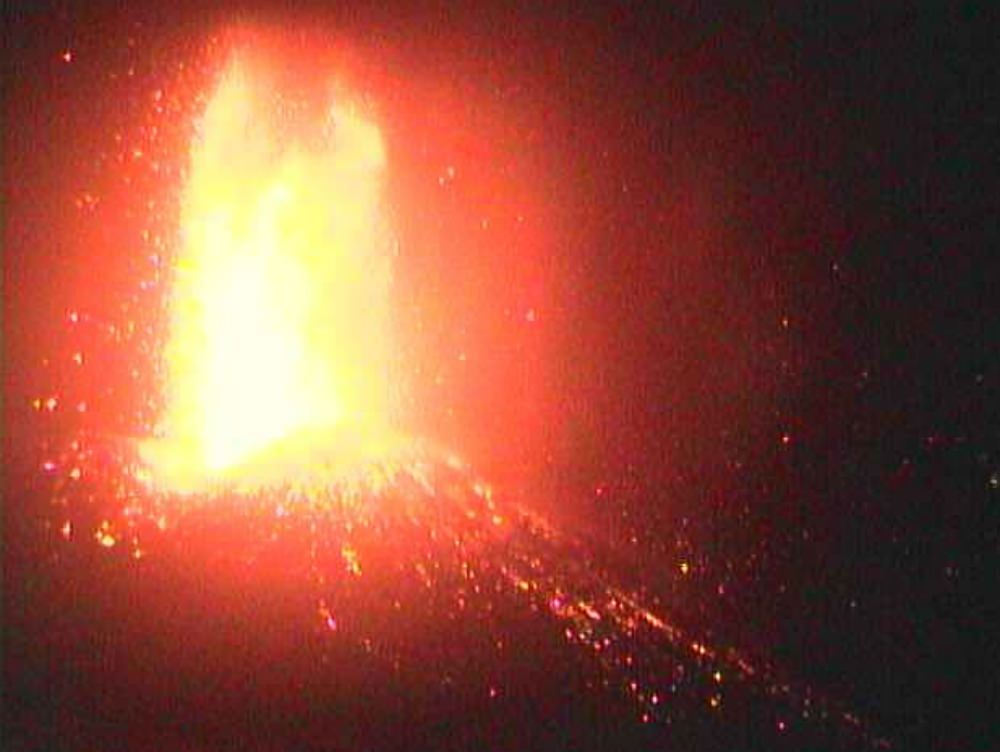 L`Etna mette paura ai reggini