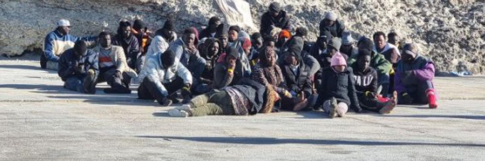 Sbarcano 41 migranti nel Reggino, bloccati dai carabinieri