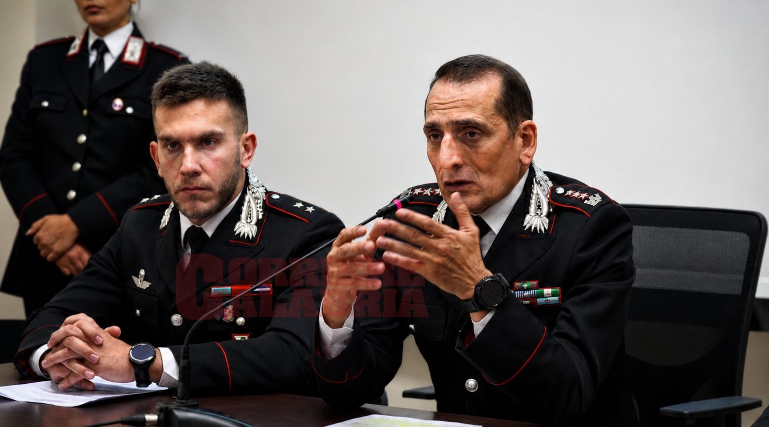 Crotone «capitale delle truffe online». Giovinazzo: «Individuati i canali di riciclaggio dei proventi»