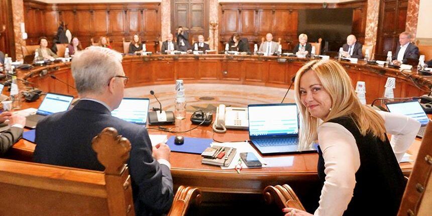 “Decreto Calabria”, (ancora) niente proroga: il corridoio per il via libera si fa sempre più stretto