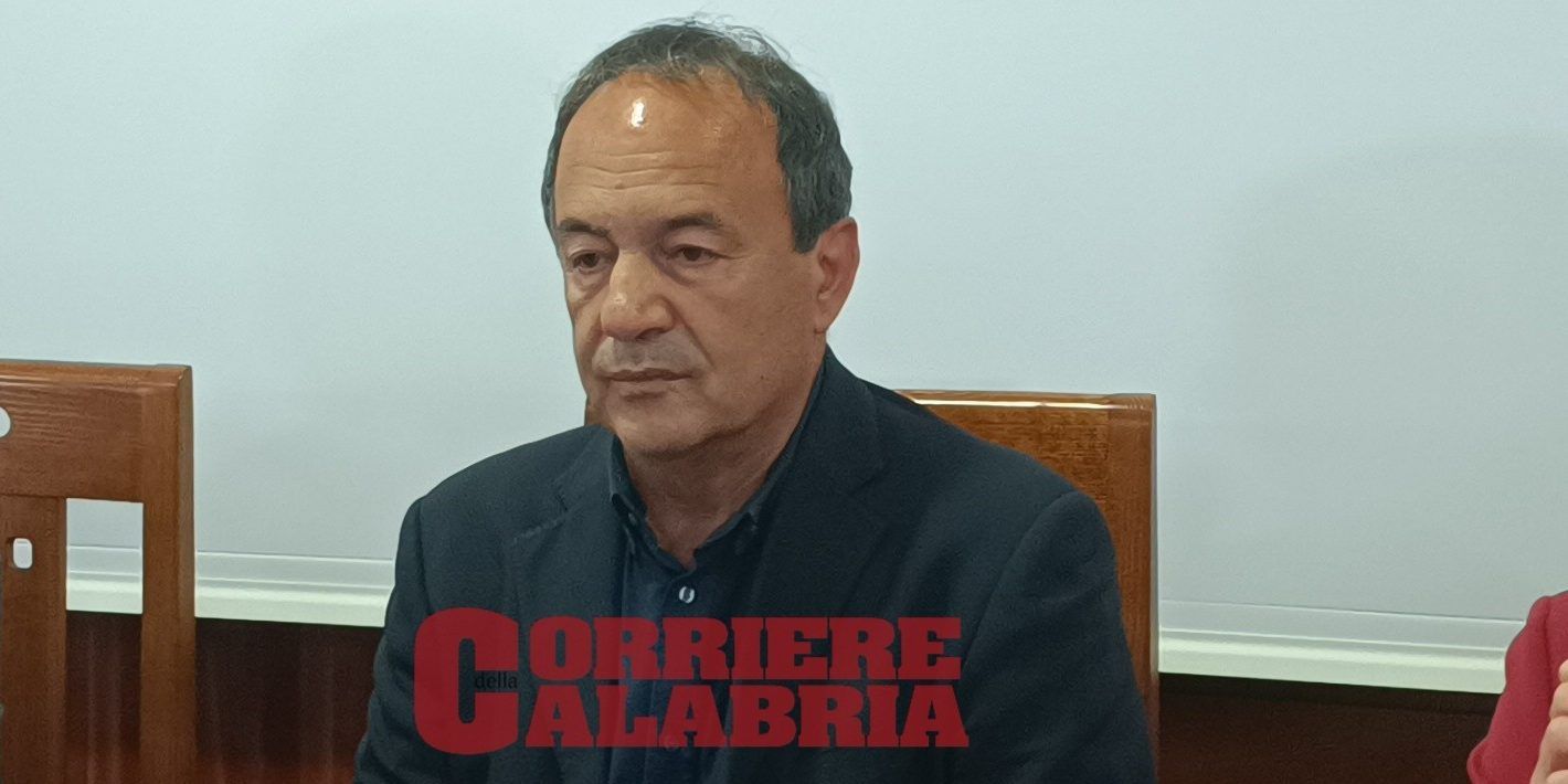 «Che strano: a Cambridge e New York tutto ok, a Catanzaro invece scoppia la polemica…»