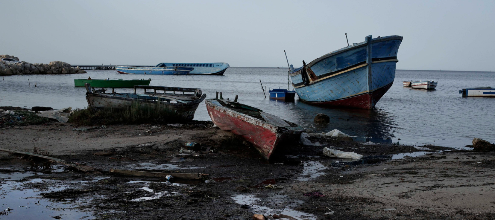Naufragio al largo della Tunisia, 40 morti
