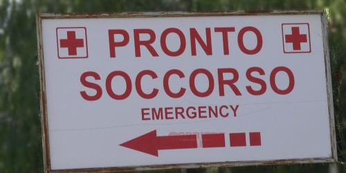 accoltellato anziano sigaretta lamezia