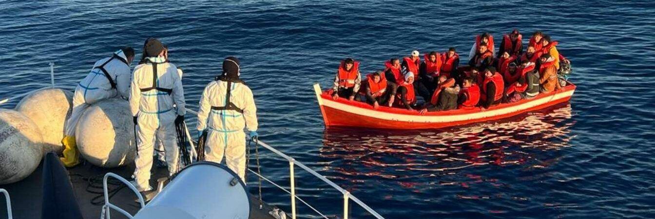 Migranti salvati in Italia trasferiti in Albania, firmato accordo Roma-Tirana