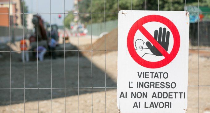 Edilizia sociale, cantieri fermi da mesi