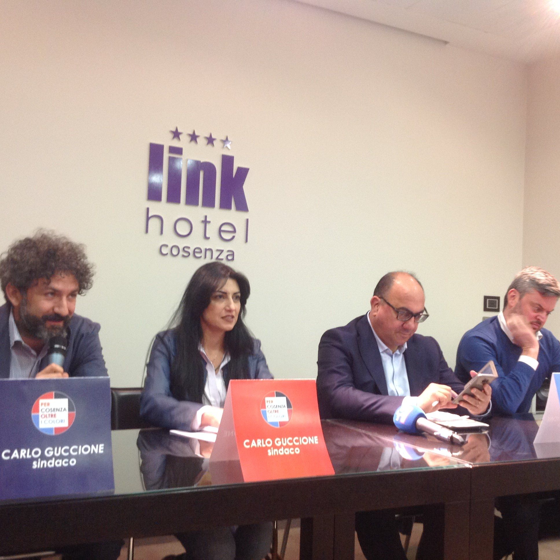 Mancini ci sarà con una sua lista. E Guccione convince un altro ex di Occhiuto