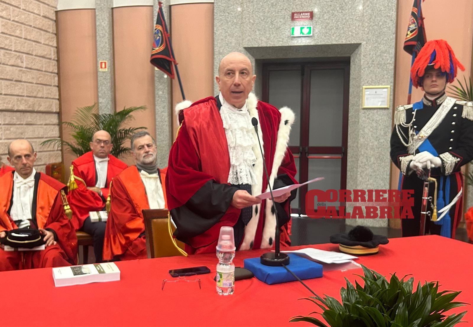 “Motivi di pubblica incolumità”: chiusi gli uffici della Procura generale di Reggio Calabria