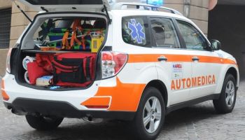 Muore una donna colpita da arresto cardiaco nel Cosentino: automedica diretta nella sua abitazione coinvolta in un incidente