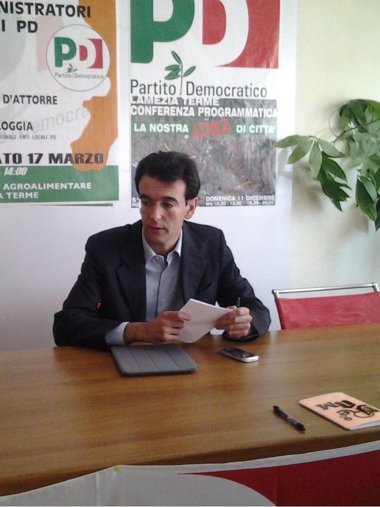 CASO RENDE | D`Attorre sospende Bernaudo e Ruffolo