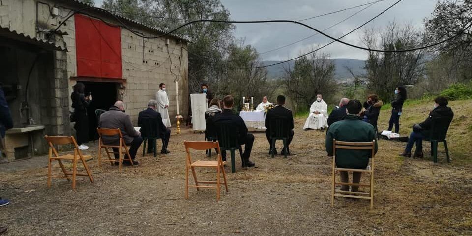 Limbadi, a Pasqua una messa nei terreni confiscati alla ‘ndrangheta – FOTO