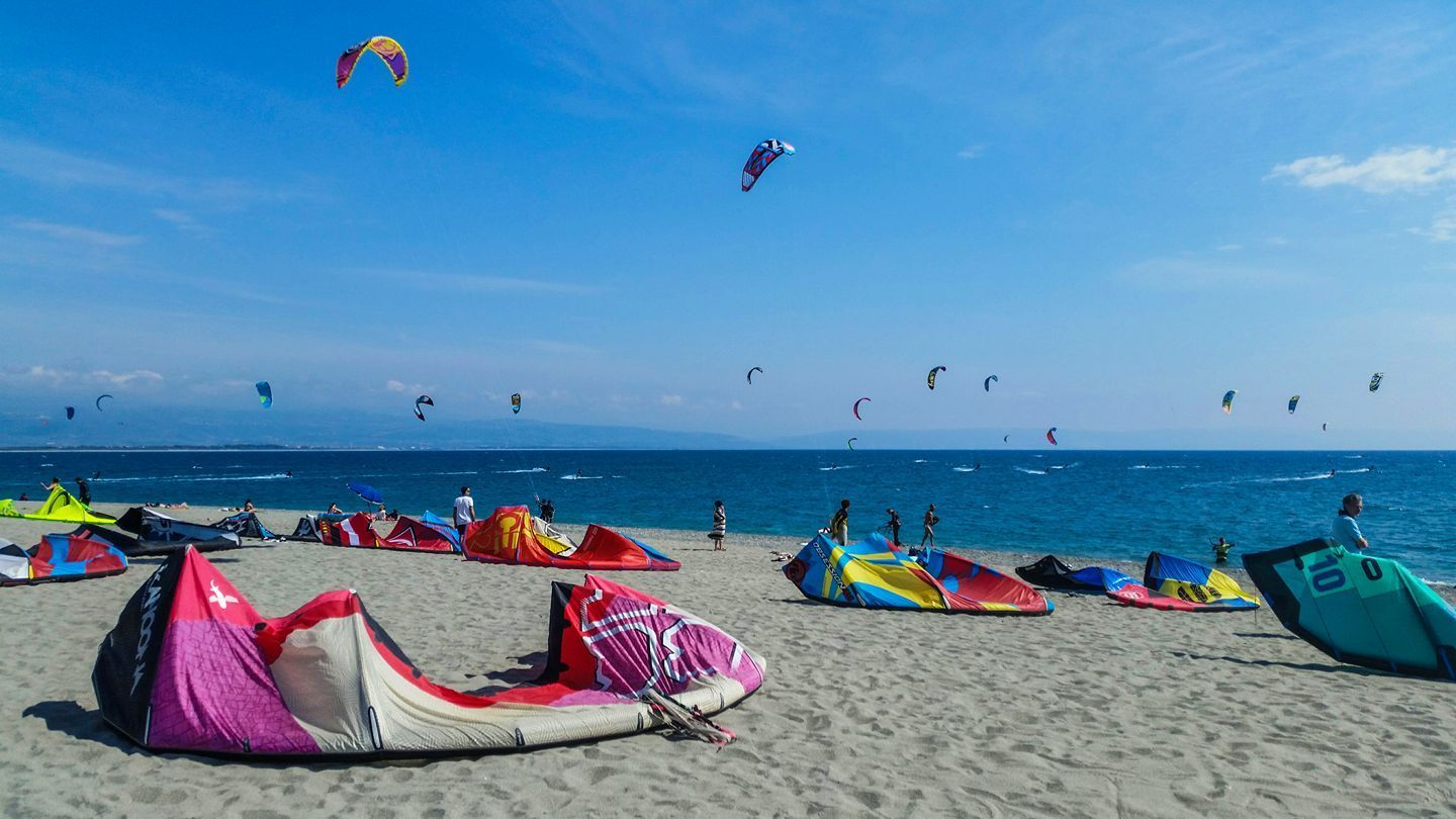 Gizzeria, scontro sulla tassa di soggiorno. E il sindaco revoca l’assessore