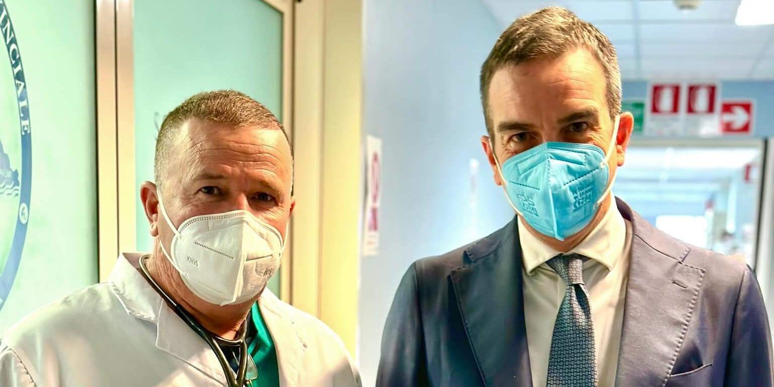 «I medici cubani si stanno integrando bene, ne arriveranno altri. Ma i concorsi vanno avanti»