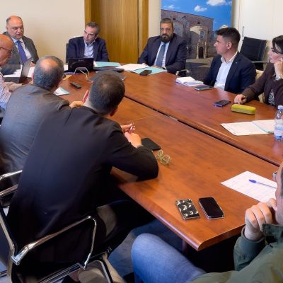 Tis, i sindacati sperano: «C’è l’impegno della Regione a sostenere il reddito degli esclusi»