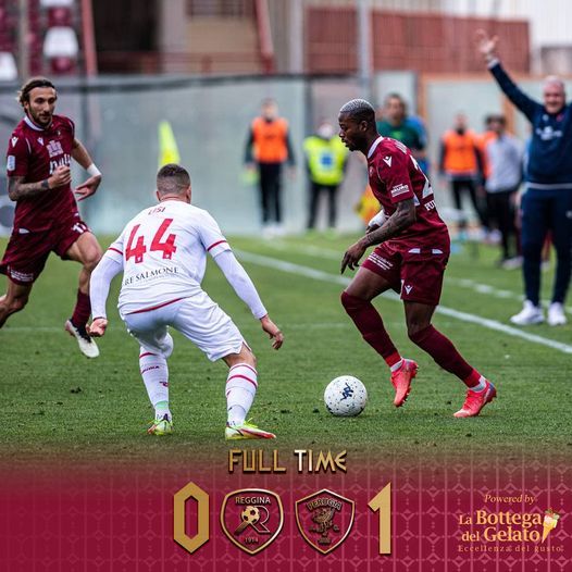 Serie B, sconfitte per Reggina, Cosenza e Crotone