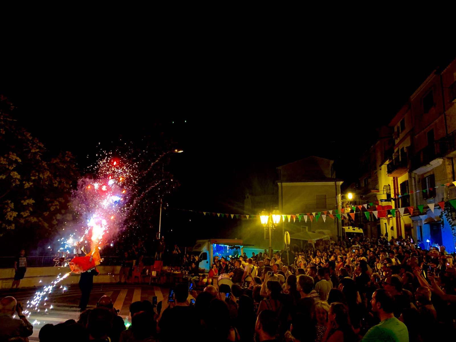 “Felici & Conflenti”, di scena la Calabria che non ci sta